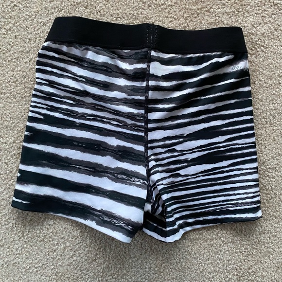 Nike Dri-fit shorts (bundle) - Picture 3 of 7